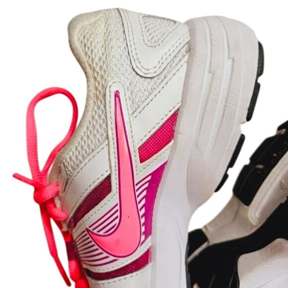 Nike Womens Running Shoes Sz 7.5 White &‎ Pink Mesh Athletic Sneakers Active - Picture 15 of 16